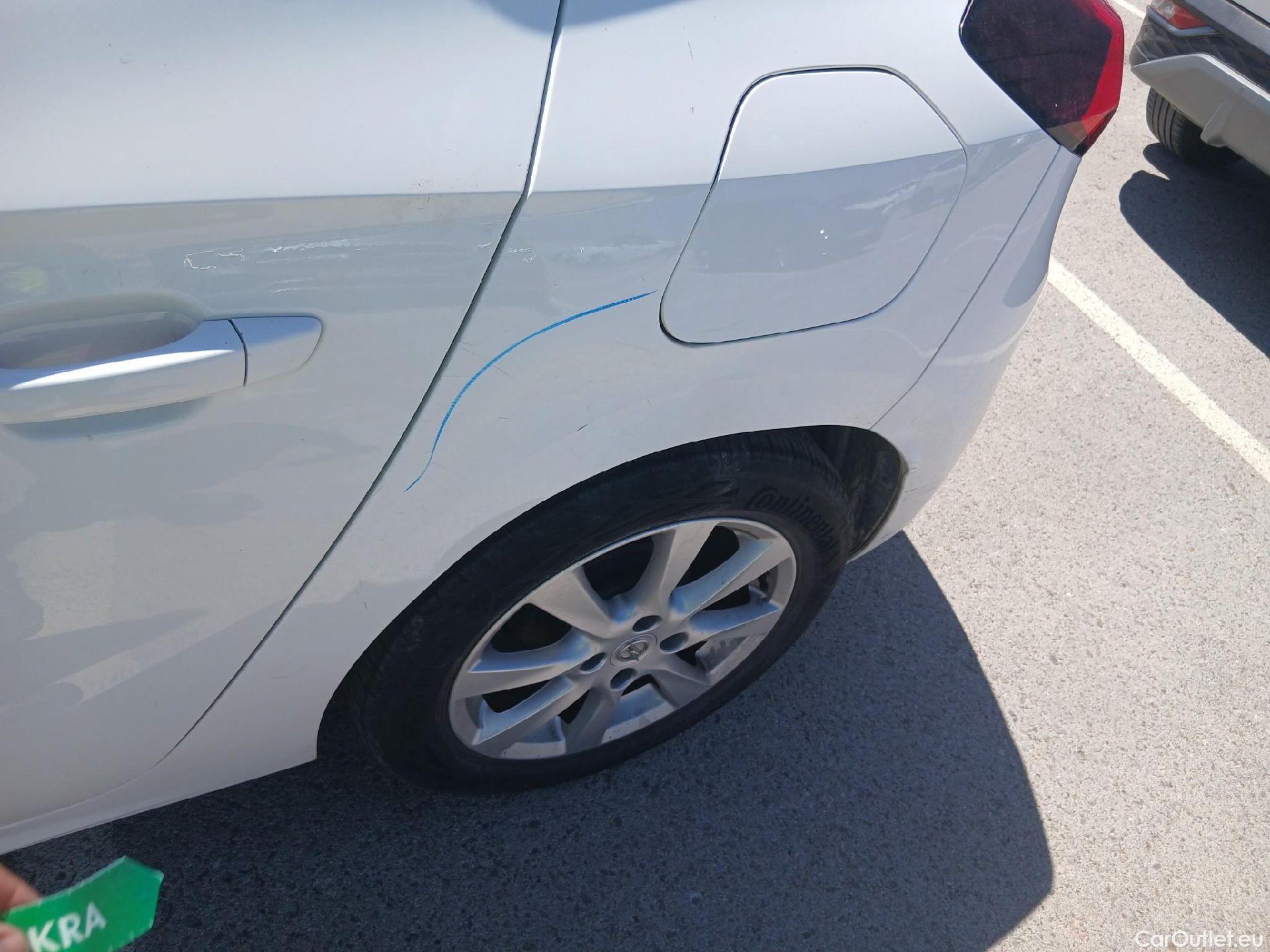  Opel  Corsa OPEL  / 2019 / 5P / berlina con portón  1.2T XHL 74kW (100CV) Edition (2) #12