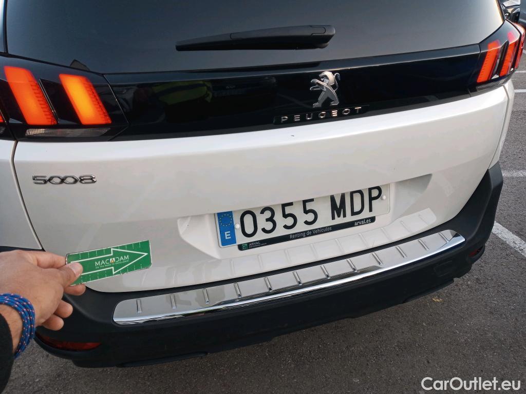  Peugeot  5008 PEUGEOT  / 2020 / 5P / todoterreno 1.5 BlueHDi 96kW (130CV) S&S Allure EAT8 #33