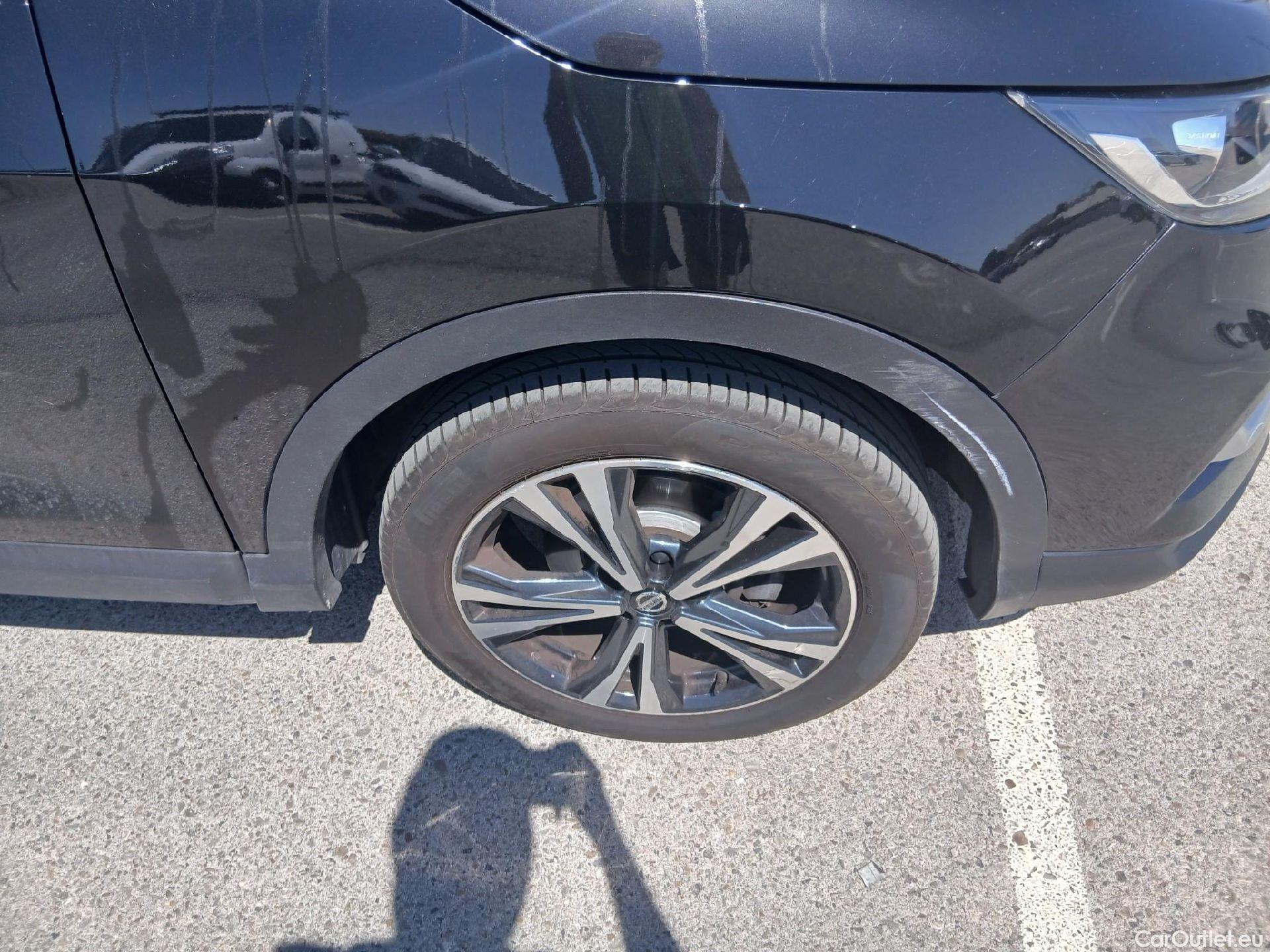  Nissan  Qashqai NISSAN  / 2017 / 5P / todoterreno DIG-T 103 kW (140 CV) E6D N-CONNECTA #37