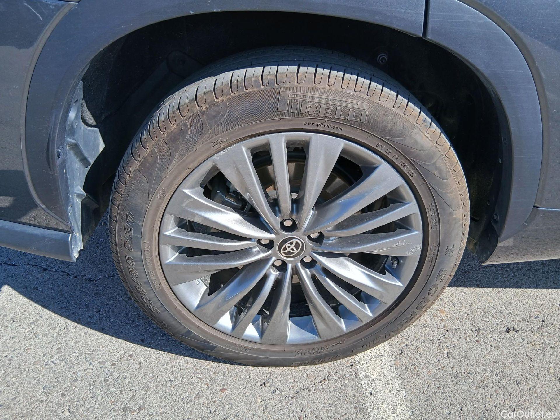  Toyota  Highlander TOYOTA  / 2021 / 5P / todoterreno 2.5 Advance P. Metalizada #29