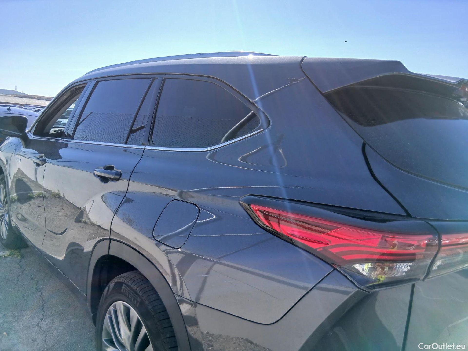  Toyota  Highlander TOYOTA  / 2021 / 5P / todoterreno 2.5 Advance P. Metalizada #18