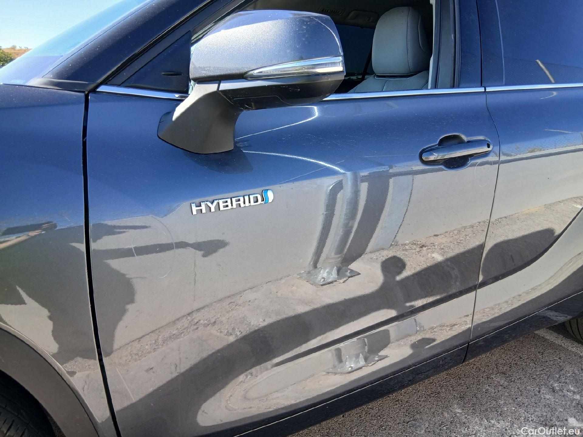  Toyota  Highlander TOYOTA  / 2021 / 5P / todoterreno 2.5 Advance P. Metalizada #13