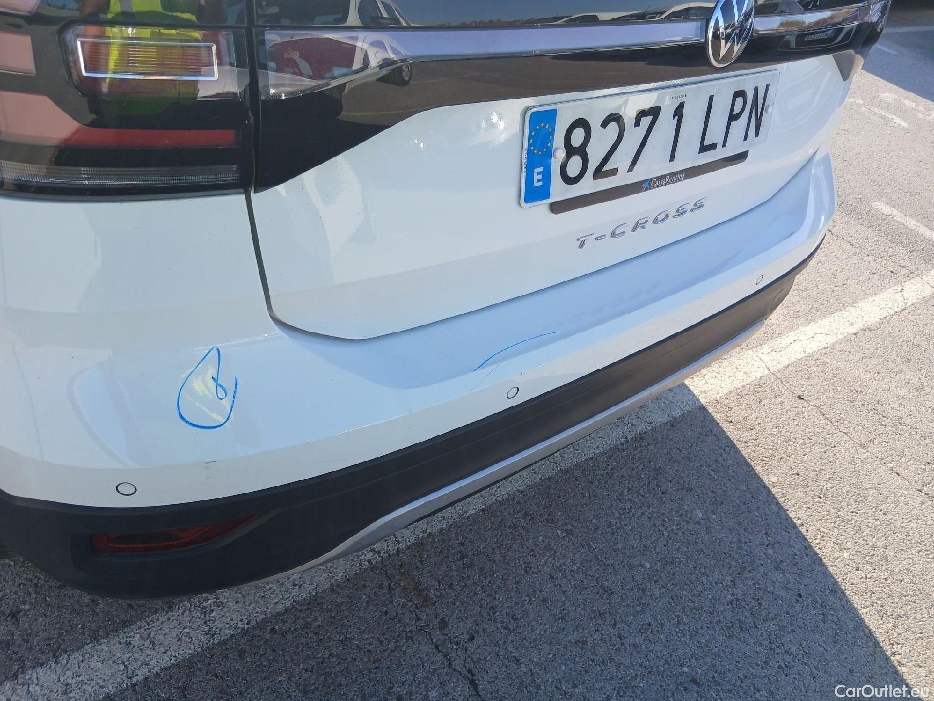 Volkswagen  T-CROSS VOLKSWAGEN  / 2018 / 5P / todoterreno Advance 1.0 TSI 81kW (110CV) DSG (AC3) #18