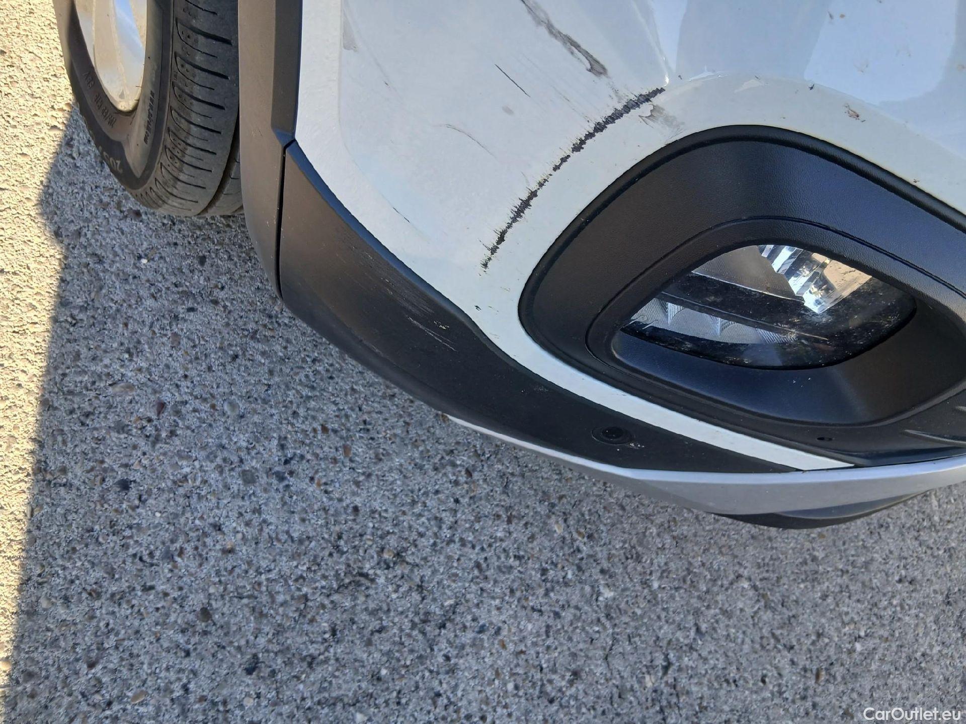  Volkswagen  T-CROSS VOLKSWAGEN  / 2018 / 5P / todoterreno Advance 1.0 TSI 81kW (110CV) DSG (AC3) #7