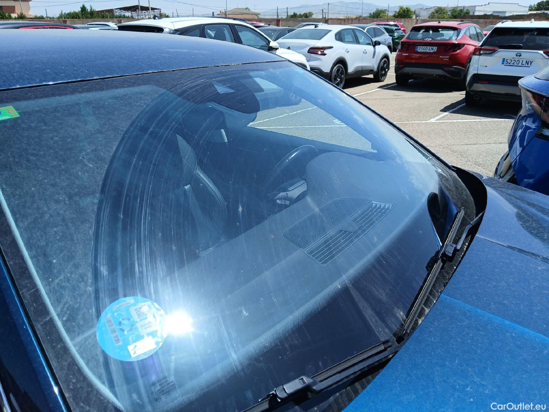  Skoda  Superb SKODA  / 2019 / 5P / berlina con portón 2.0 TDI 110kW (150CV) Style #1