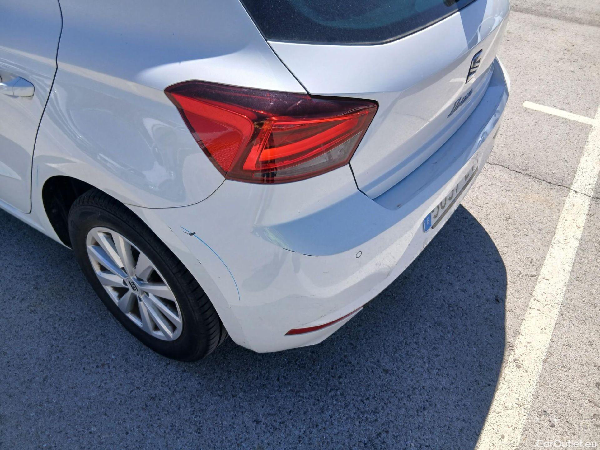  Seat  Ibiza SEAT  / 2017 / 5P / berlina con portón 1.0 TSI 81kW (110CV) Style Plus (AC) #13