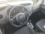  Toyota  Yaris TOYOTA  / 2017 / 5P / berlina con portón 1.5 100H Active #3