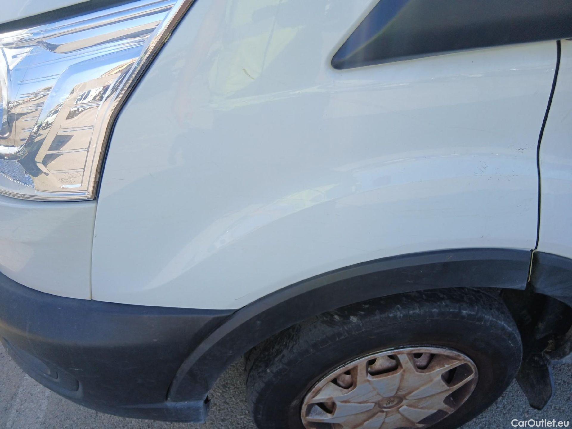  Ford  Transit FORD  / 2013 / 4P / furgón 310 96kW L2H2 Van Trend FWD MHEV #4
