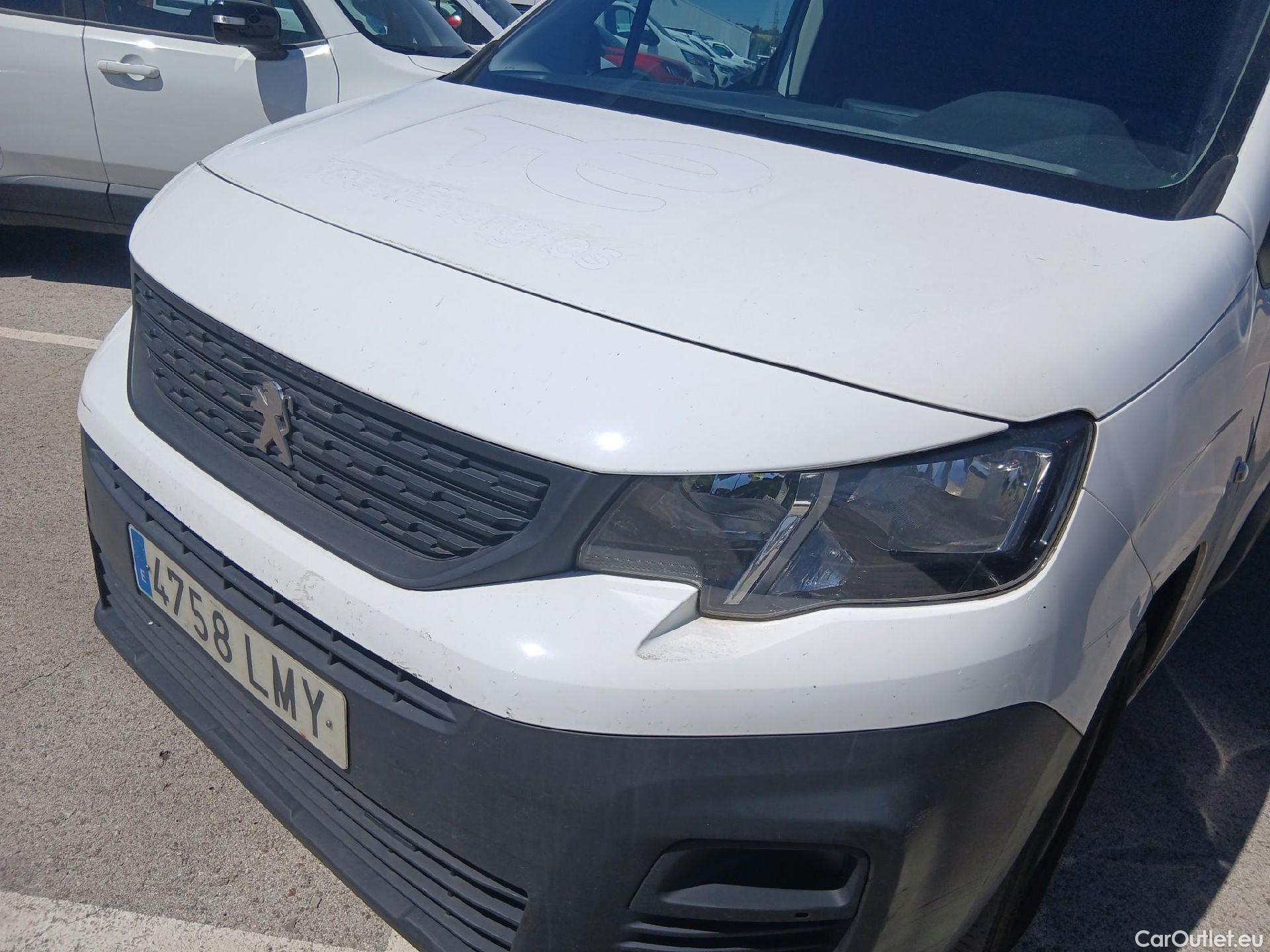  Peugeot  Partner PEUGEOT  / 2018 / 3P / furgón derivado de turismo Pro Standard 600kg BlueHDi 73kW (AC) #12