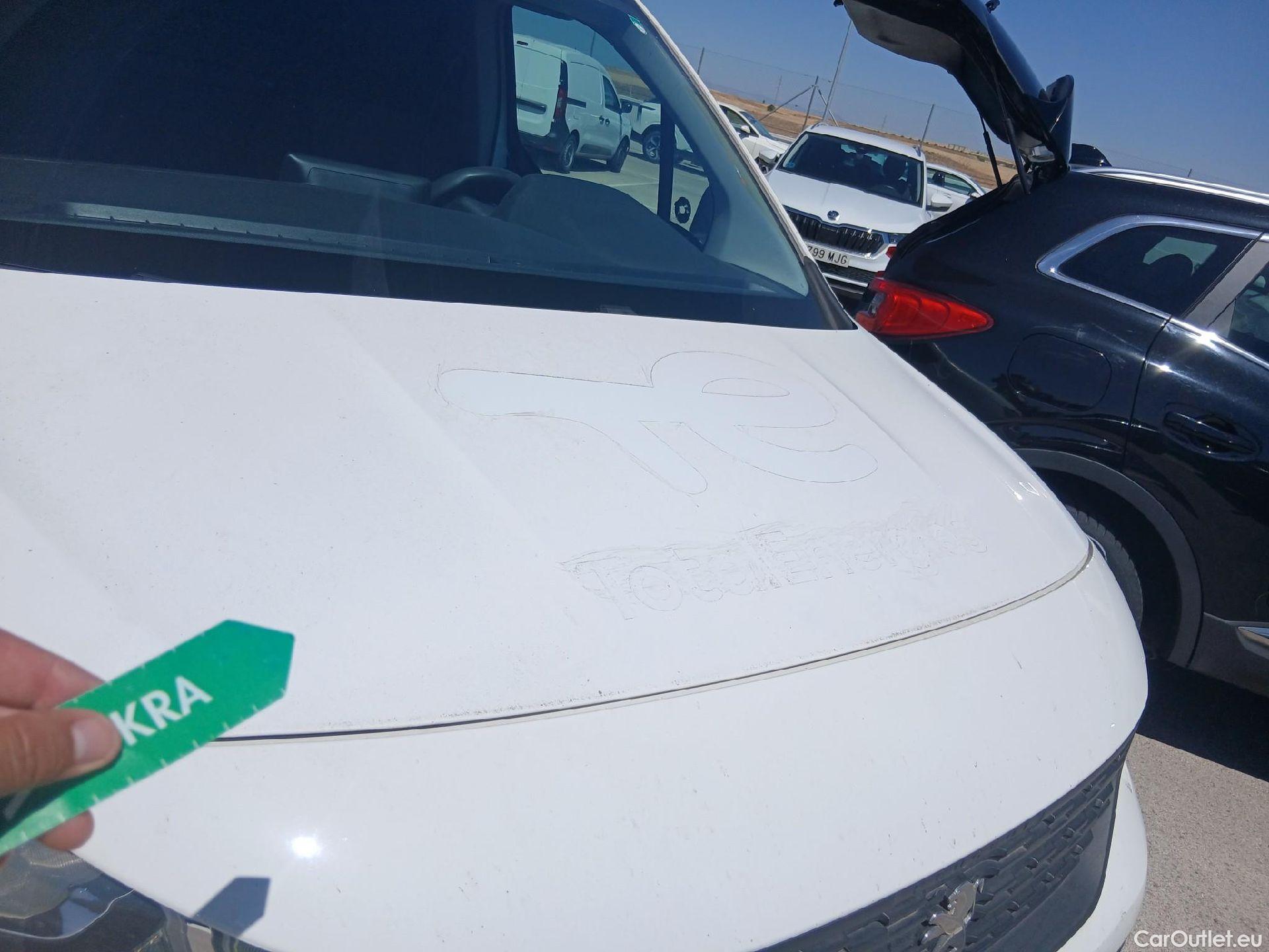  Peugeot  Partner PEUGEOT  / 2018 / 3P / furgón derivado de turismo Pro Standard 600kg BlueHDi 73kW (AC) #15