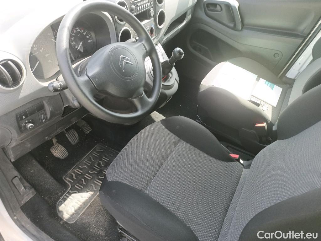 Citroen  Berlingo CITROEN  / 2015 / 3P / furgón derivado de turismo BlueHDi 74KW (100CV) #23