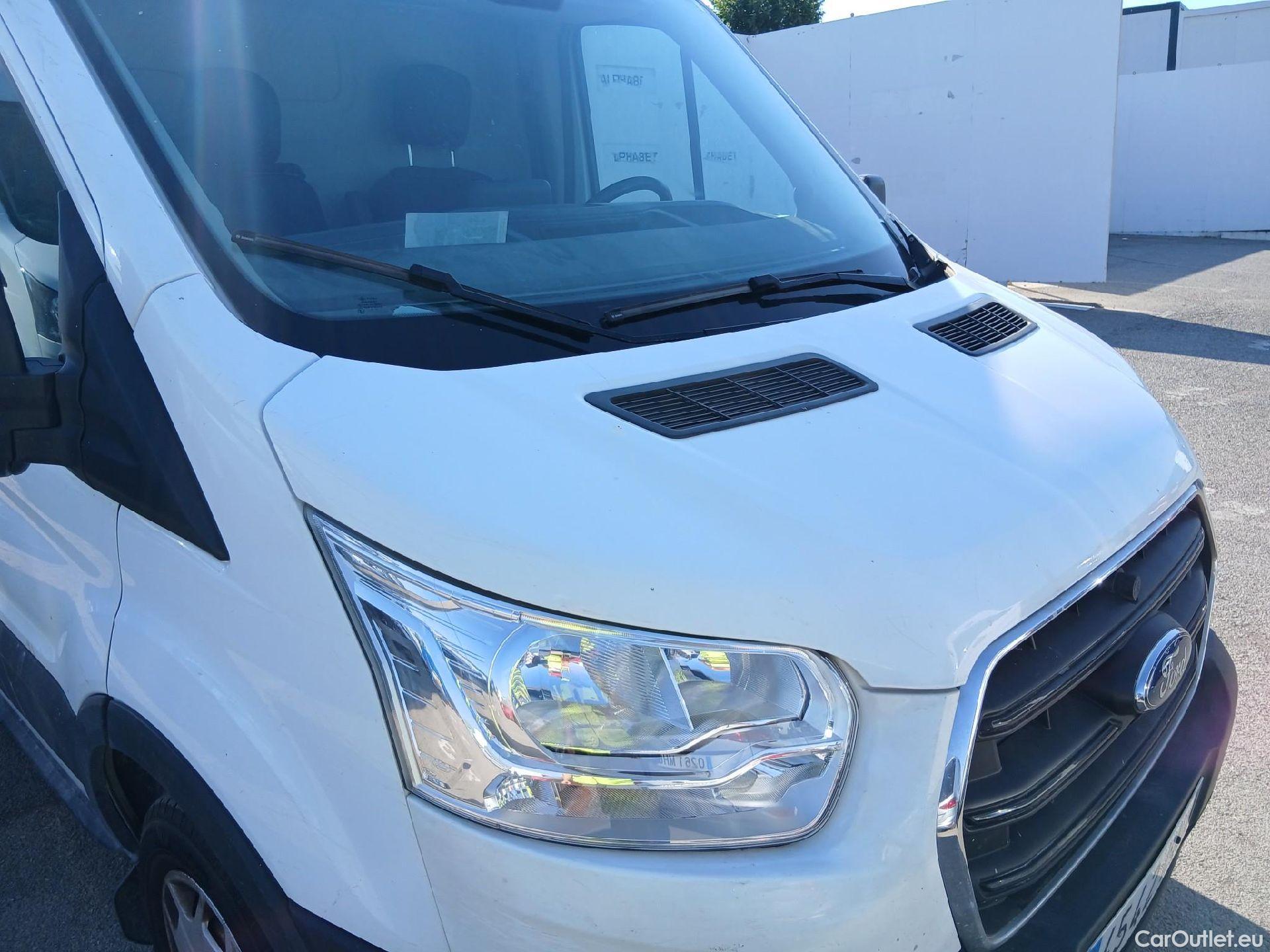  Ford  Transit FORD  / 2013 / 4P / furgón 310 96kW L2H2 Van Trend FWD MHEV #2