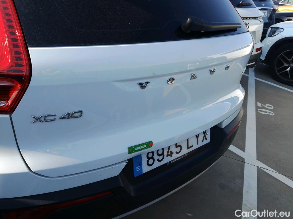  Volvo  XC 40 VOLVO XC40 / 2017 / 5P / todoterreno 1.5 T4 Twin Recharge Inscription Ex Auto #3
