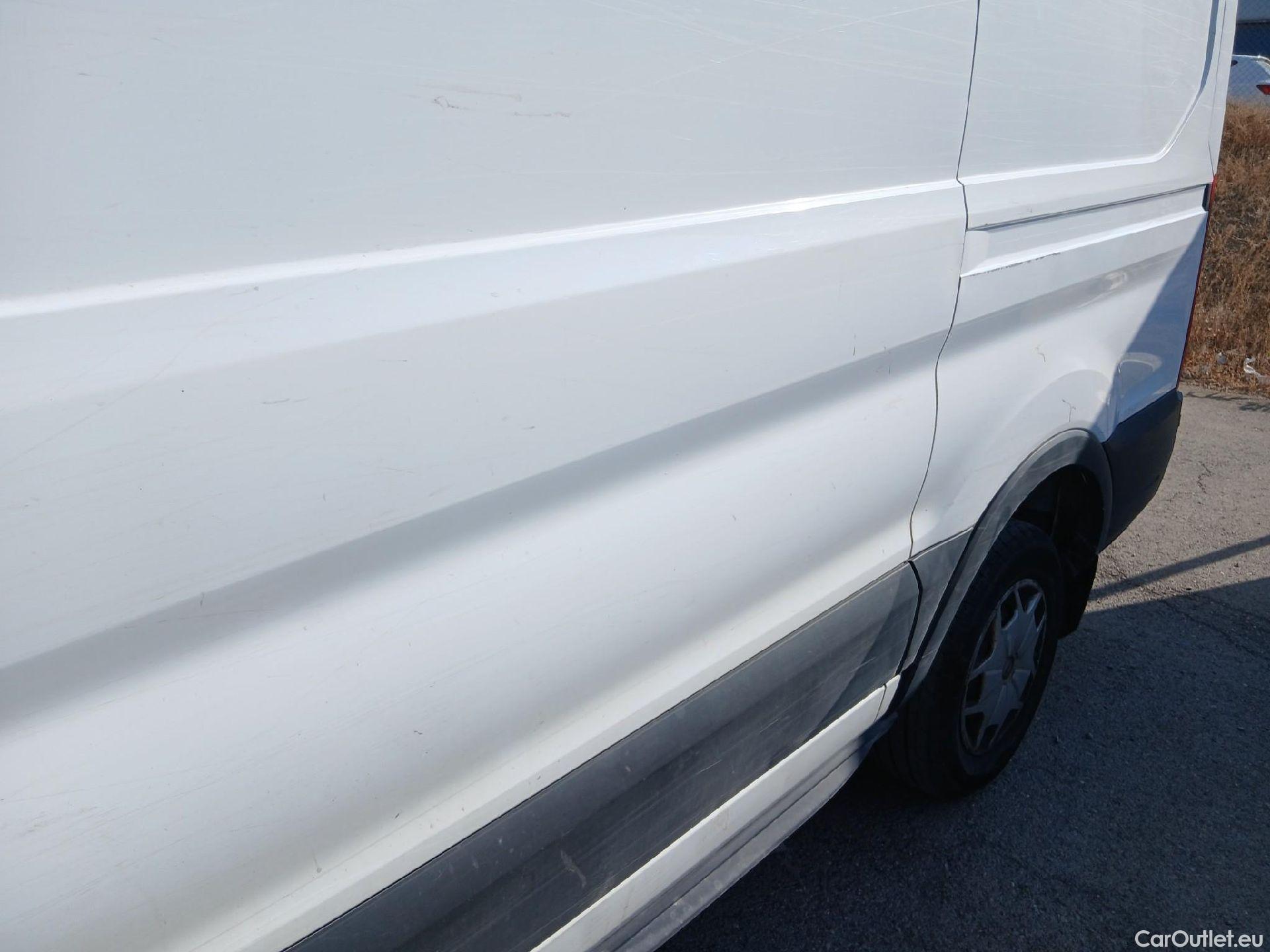  Ford  Transit FORD  / 2013 / 4P / furgón 310 96kW L2H2 Van Trend FWD MHEV #14