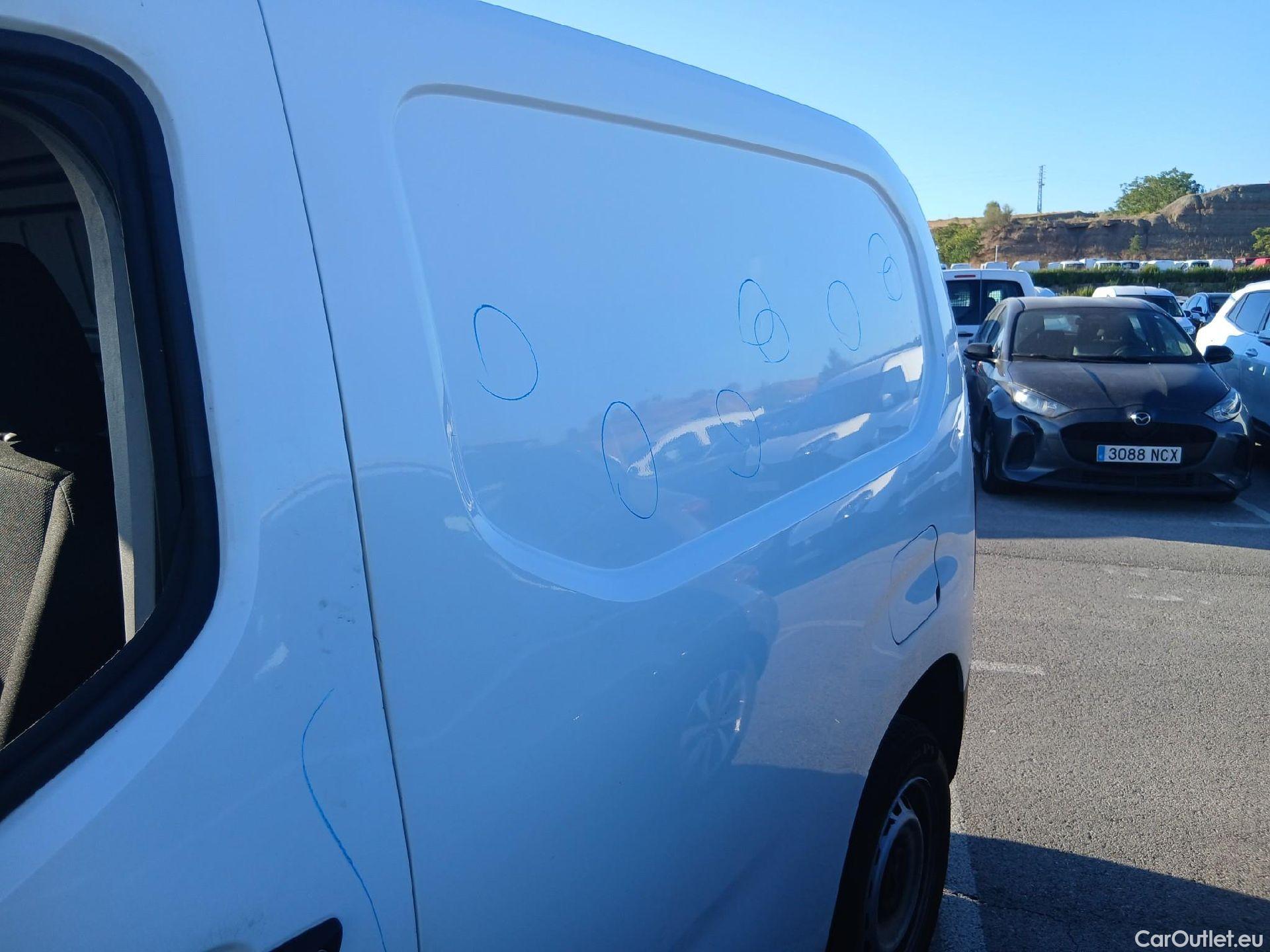  Peugeot  Partner PEUGEOT  / 2018 / 4P / furgón derivado de turismo Premium Standard 600kg BlueHDi 73kW (AC) #10