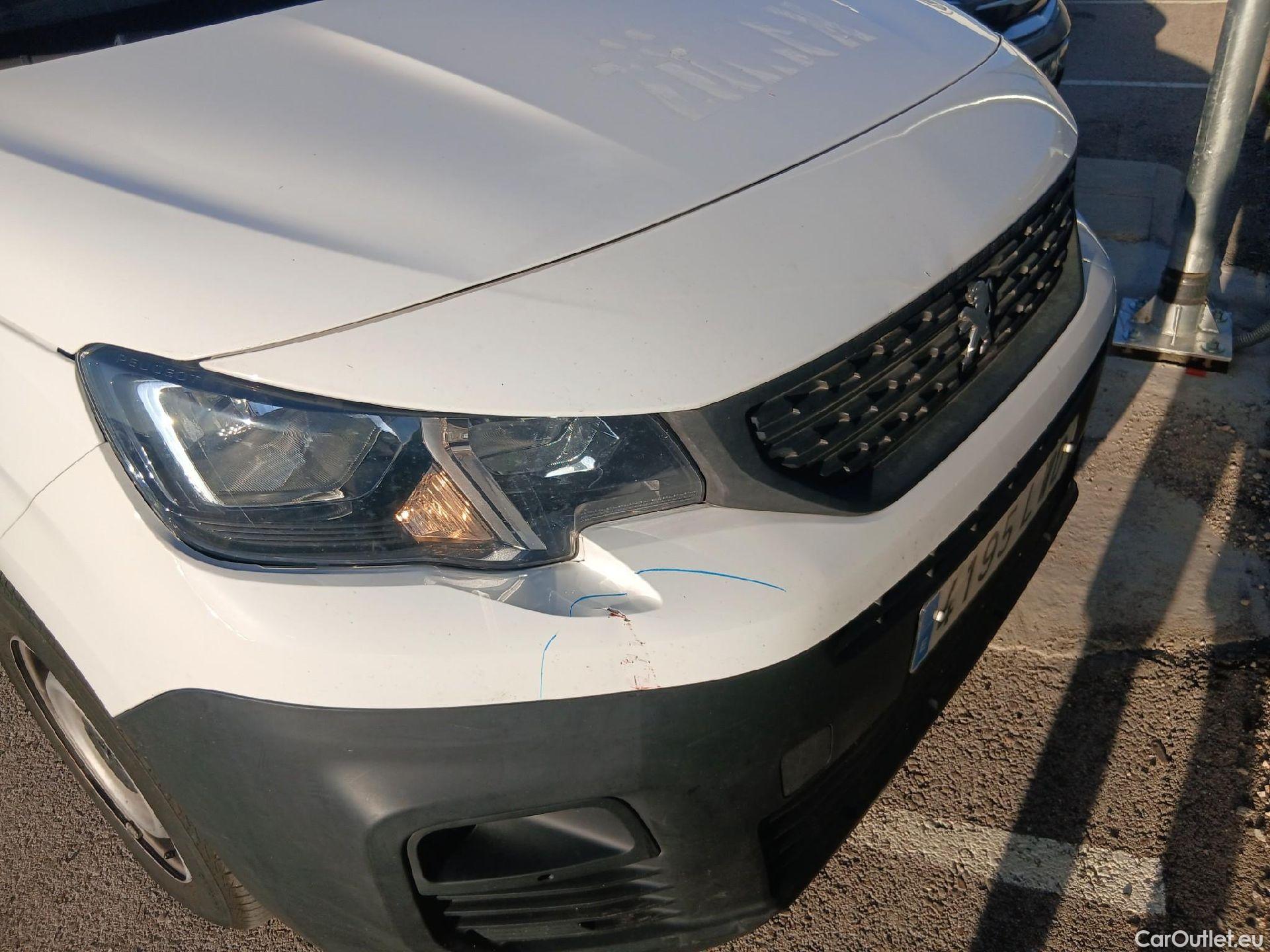  Peugeot  Partner PEUGEOT  / 2018 / 4P / furgón derivado de turismo Premium Standard 600kg BlueHDi 73kW (AC) #1