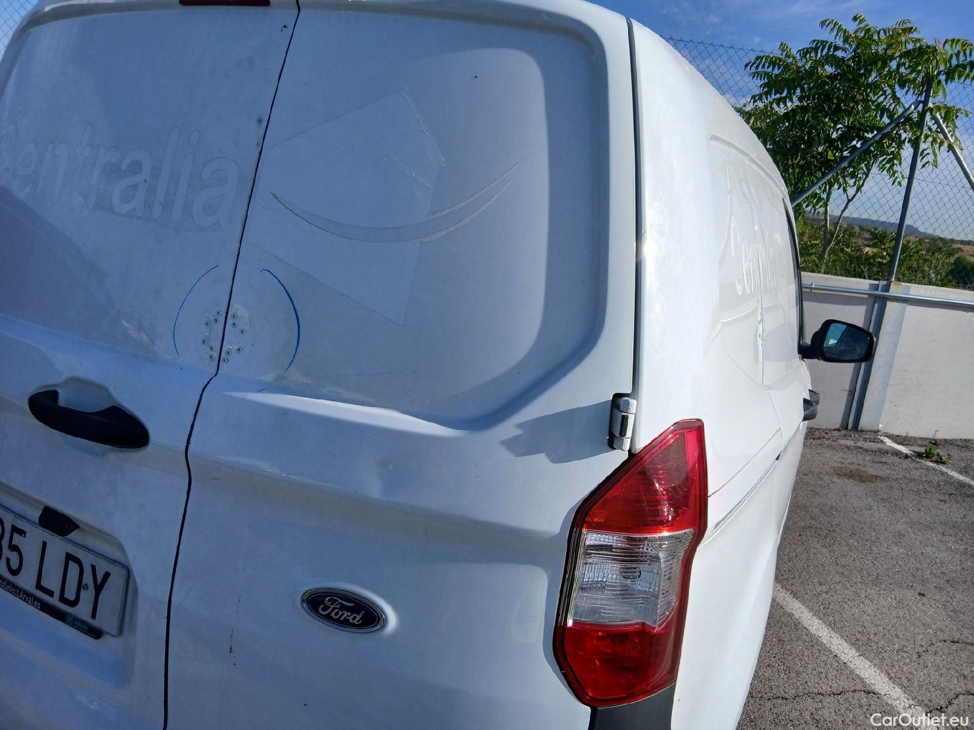  Ford  Transit FORD  Courier/2014/4P/furgón der.turis Van 1.5 TDCi 56kW Trend #21