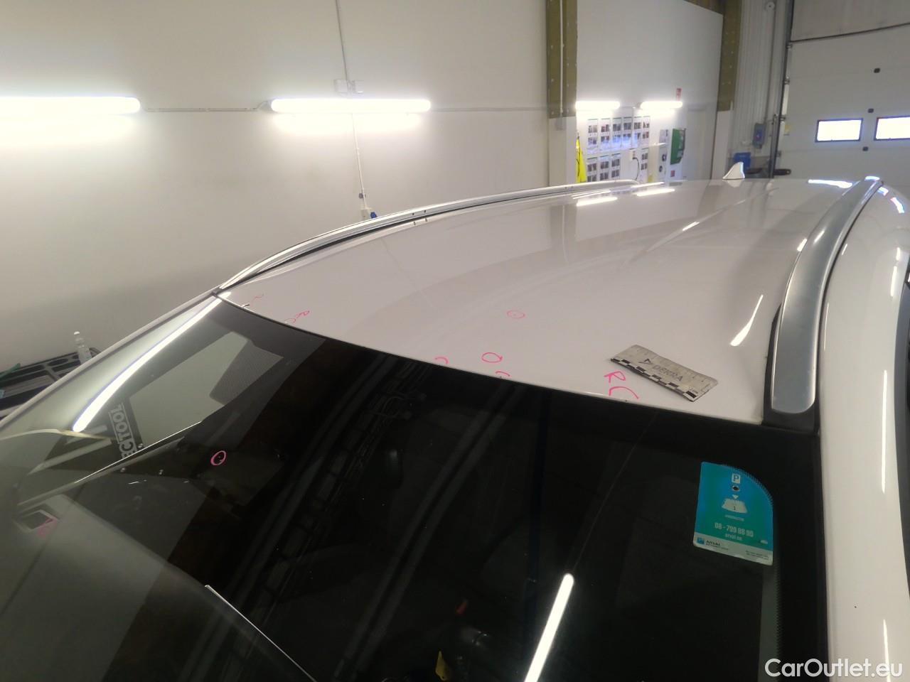  Toyota  Auris  TS 1.2T Touch & Go Edit. #77