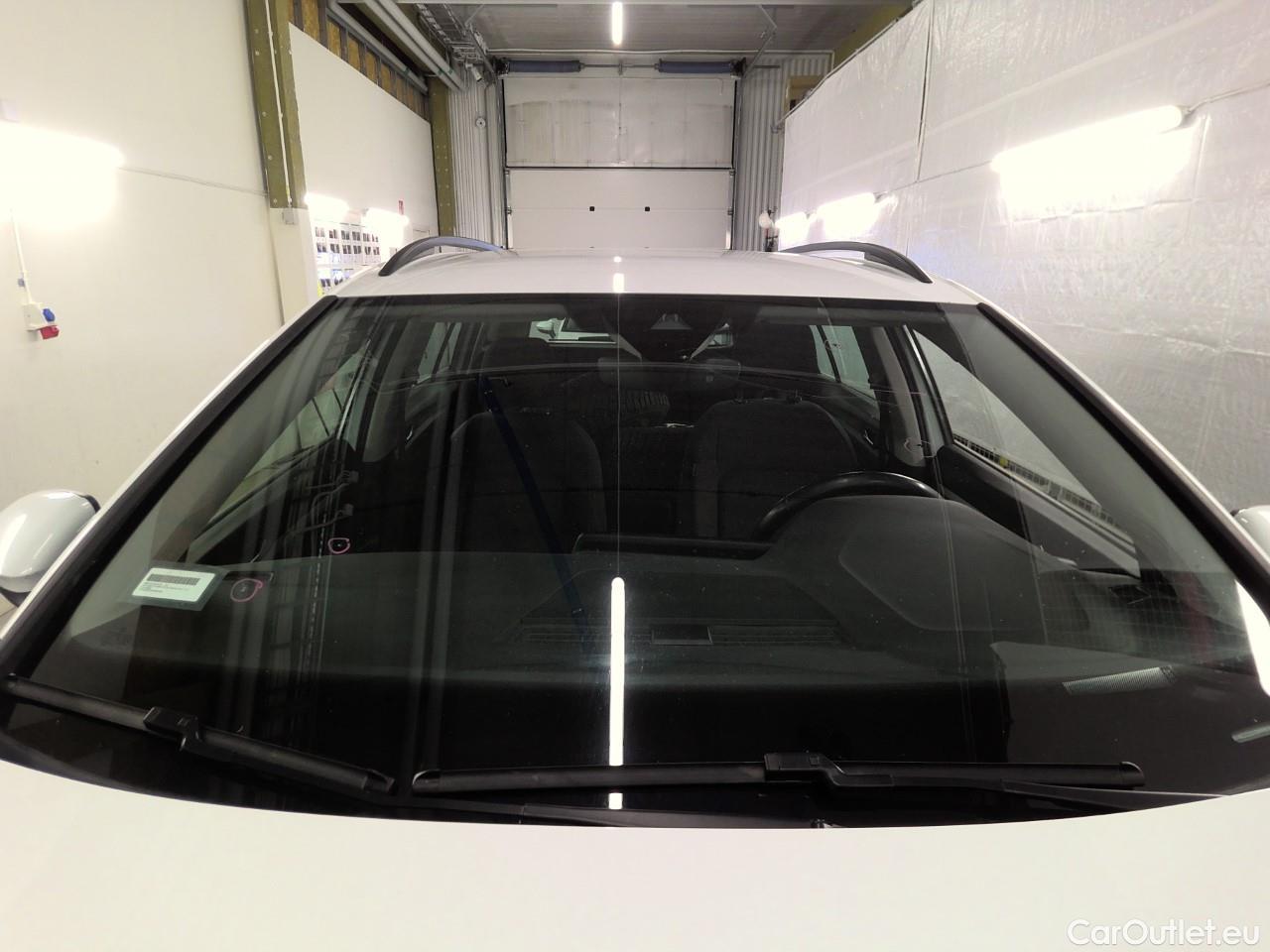  Volkswagen  Golf  SC 1.5 eTSI 130 Aut #10