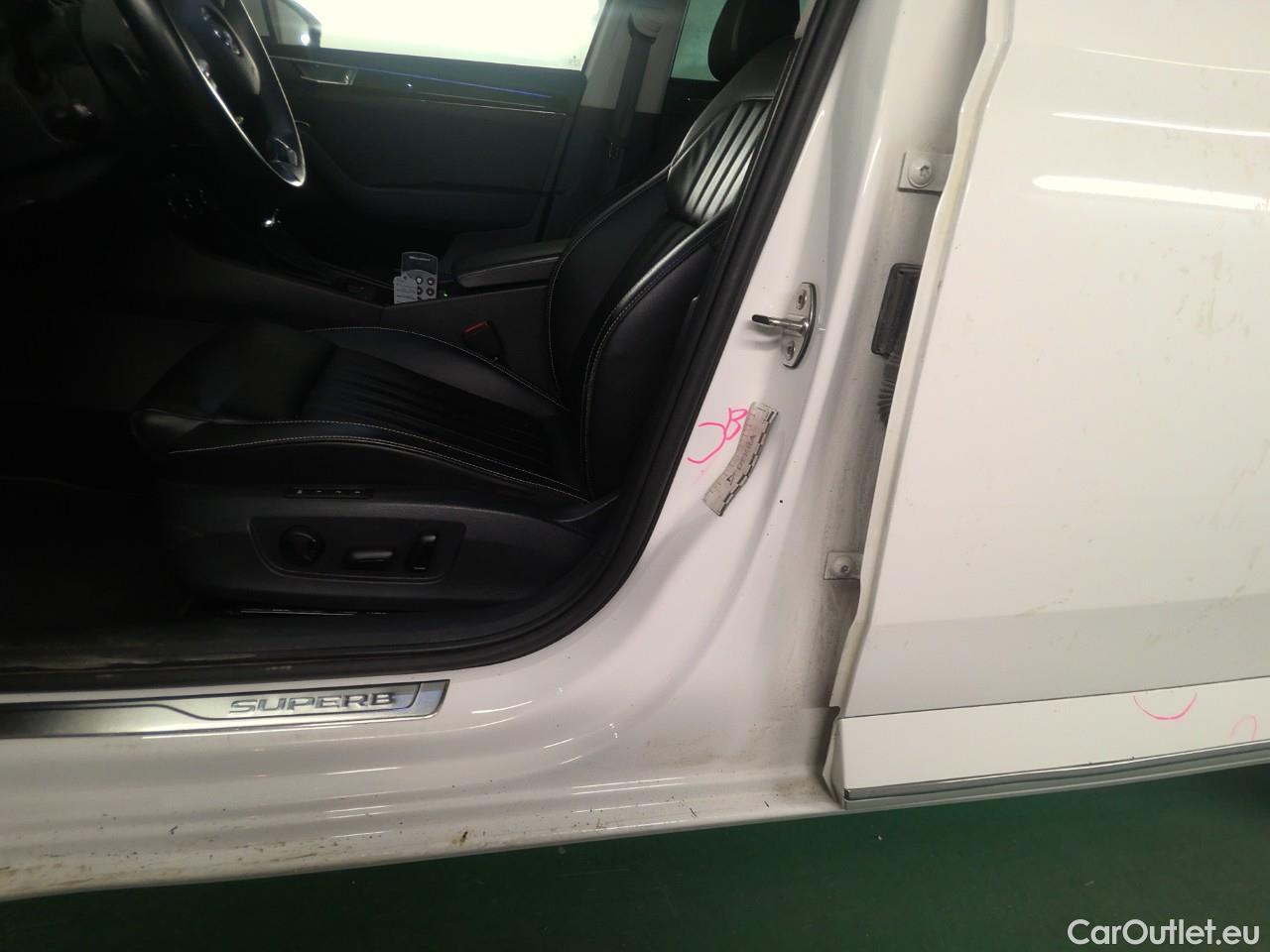  Skoda  Superb Sup.Co.TSI PHEV 218 L&K Aut #39