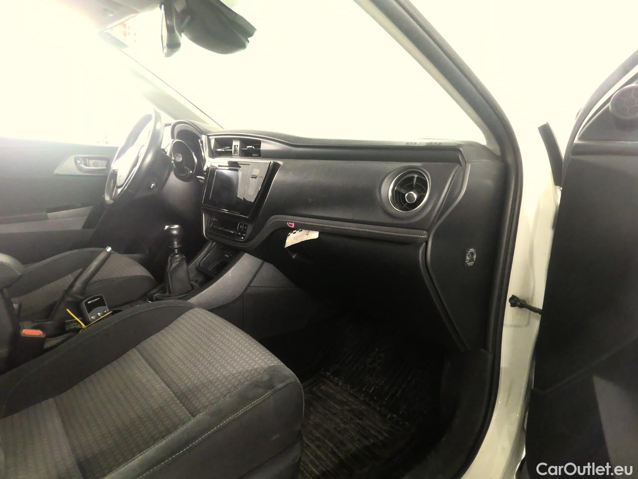  Toyota  Auris  TS 1.2T Touch & Go Edit. #36