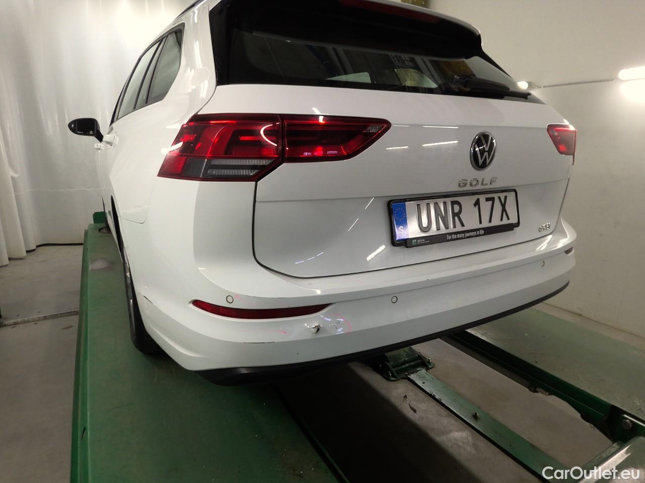  Volkswagen  Golf  SC 1.5 eTSI 130 Aut #6