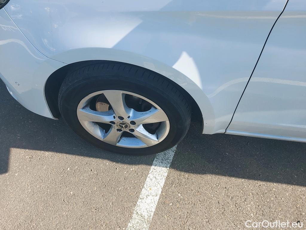  Mercedes  V-Klasse MERCEDES-BENZ Clase V / 2014 / 5P / monovolumen 250 d Avantgarde Largo #22
