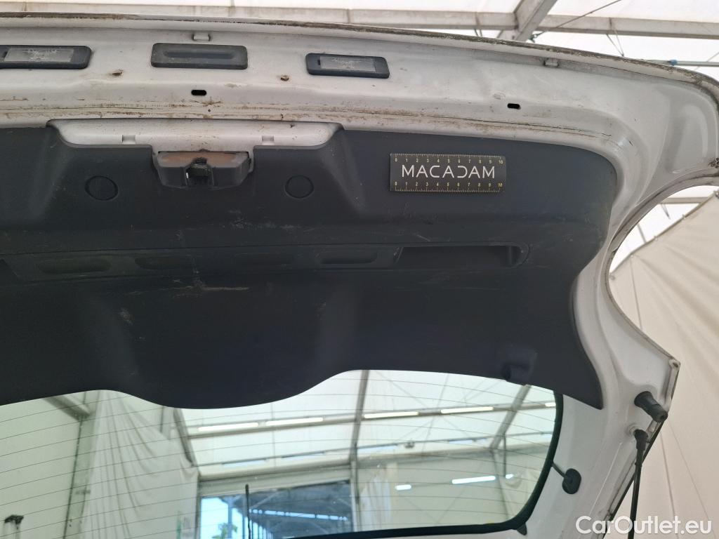  Citroen  C3  Société Feel 1.5 BlueHDI 100CV BVM5 E6dT #54