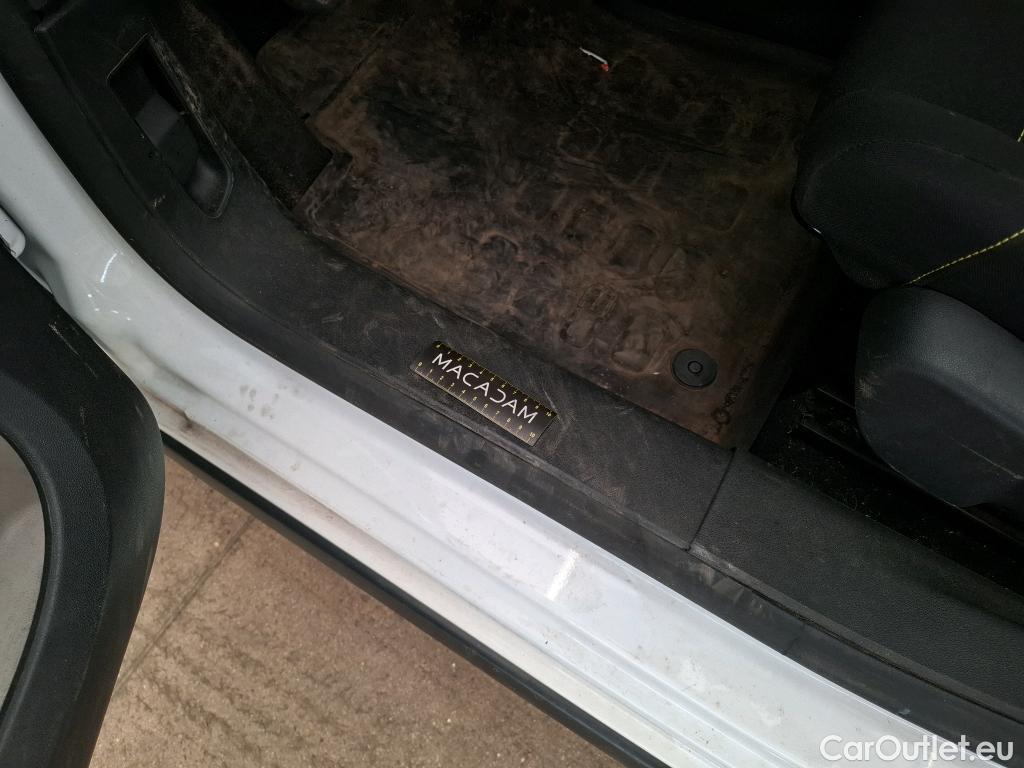  Citroen  C3  Société Feel 1.5 BlueHDI 100CV BVM5 E6dT #9