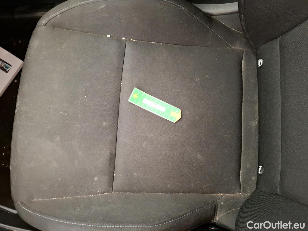  Renault  Clio  V Société Air Nav 1.5 dCi 85CV BVM6 E6dT #81