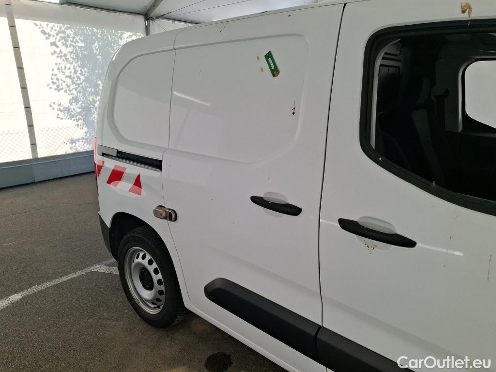  Citroen  Berlingo  Fourgon Club M 1000 1.2 PureTech 130CV BVA8 E6d #28