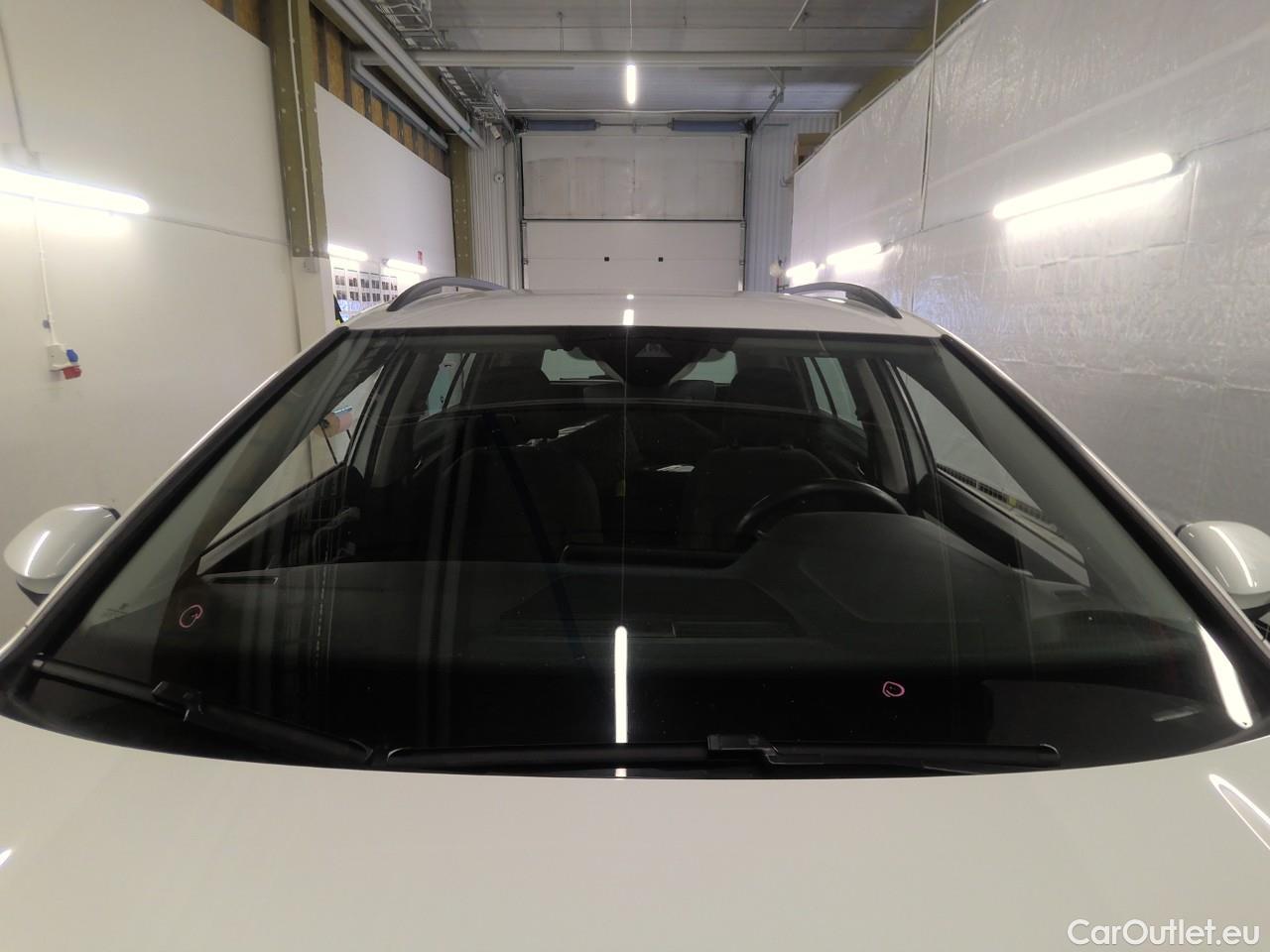  Volkswagen  Golf  SC 1.5 eTSI 130 Aut #38