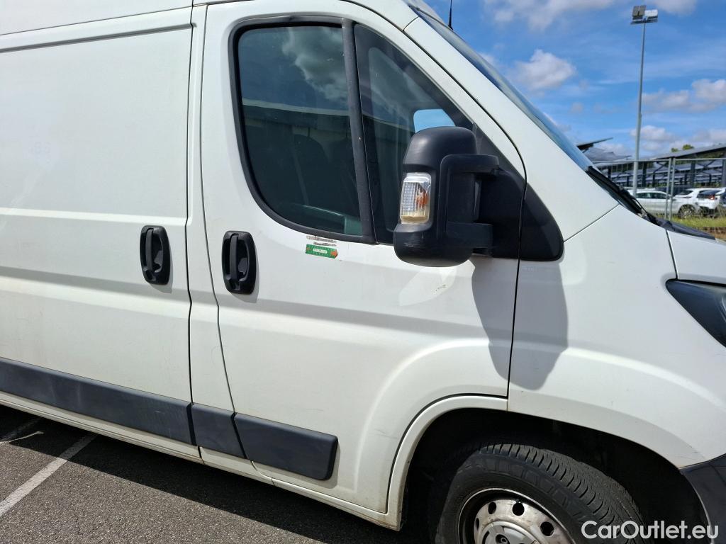  Peugeot  Boxer PEUGEOT  VU 4p Fourgon 20 BLUEHDI 110 PREMIUM PACK 333 L2H2 #198