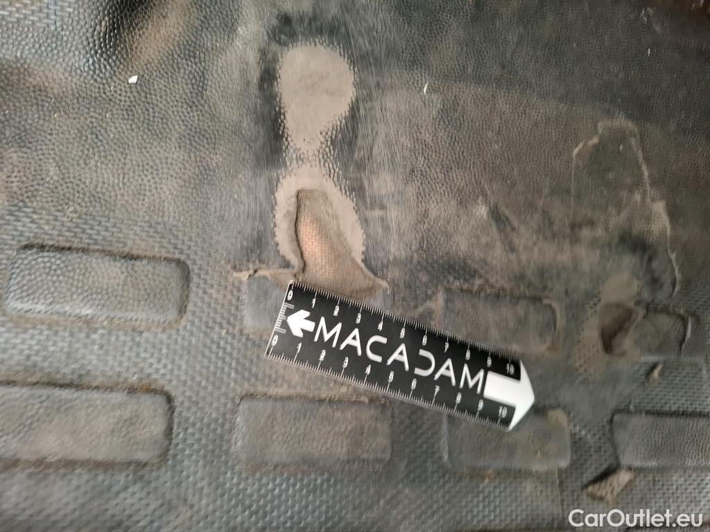  Peugeot  Expert  Fourgon Premium L2 2.0 HDi 120CV BVM6 E6 #32