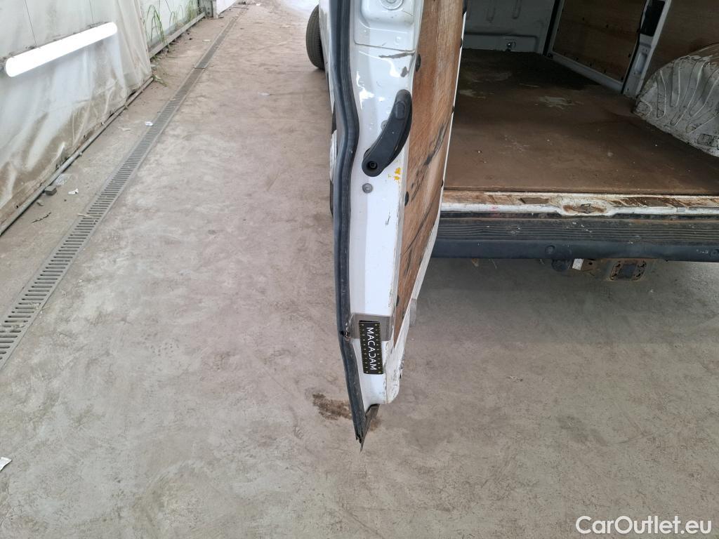 Citroen  Jumper  Fourgon Grand Volume 33 L2H2 Driver BlueHDi 140 Start&Stop 140CV BVM6 #50