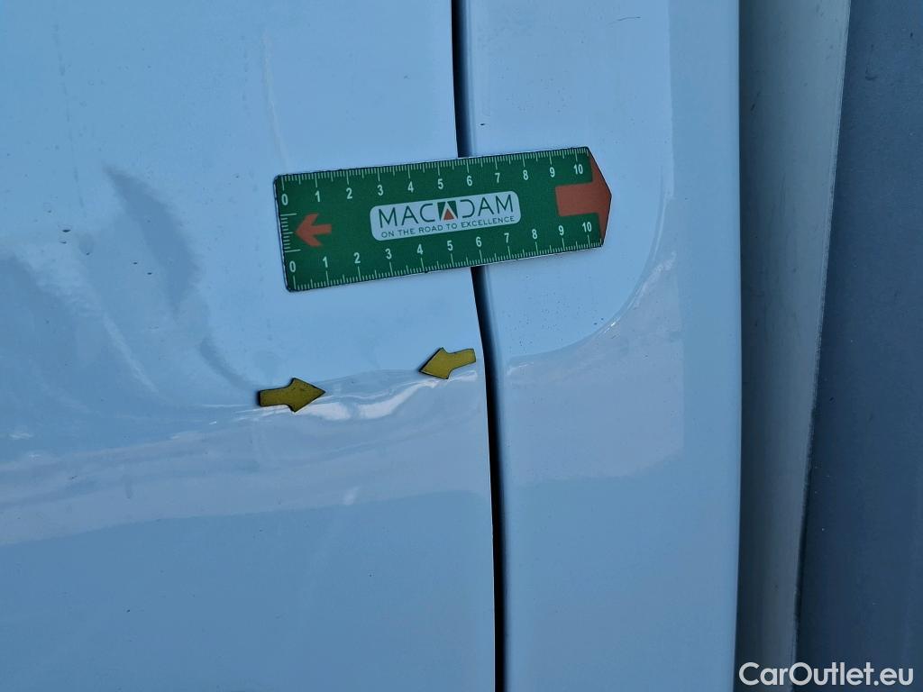  Ford  Transit FORD  / 2019 / 2P / Châssis cabine T 350 L4 TREND B 2.0 ecob 130 HDT #24