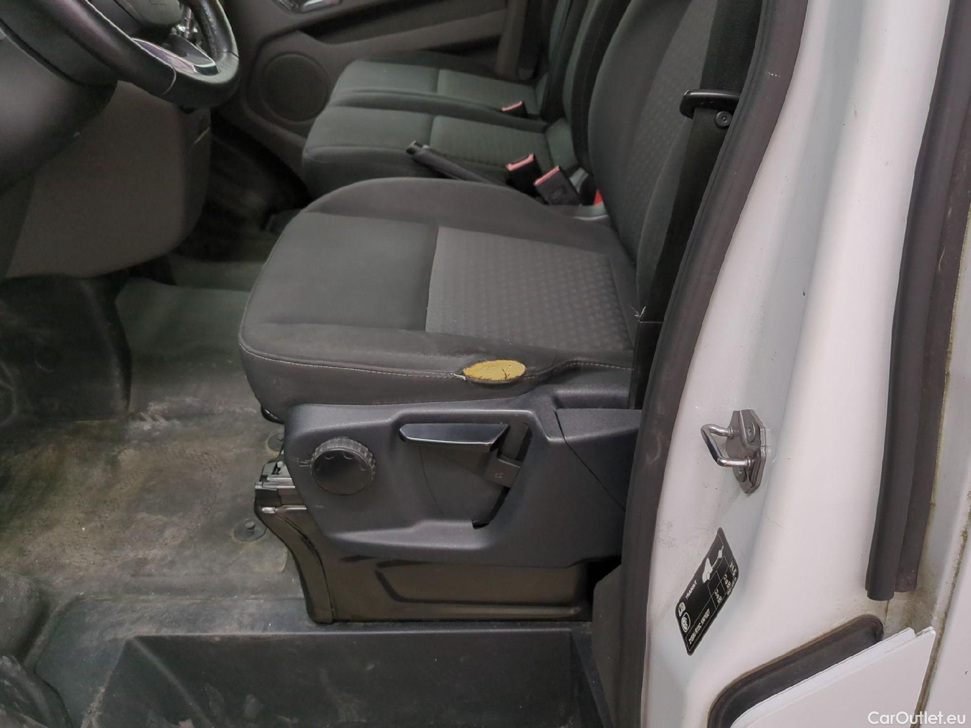  Ford  Transit FORD  Custom / 2018 / 4P / Fourgon tôlé 2.0 ECOBLUE 130 300 L1H1 TREND BUSINESS #17