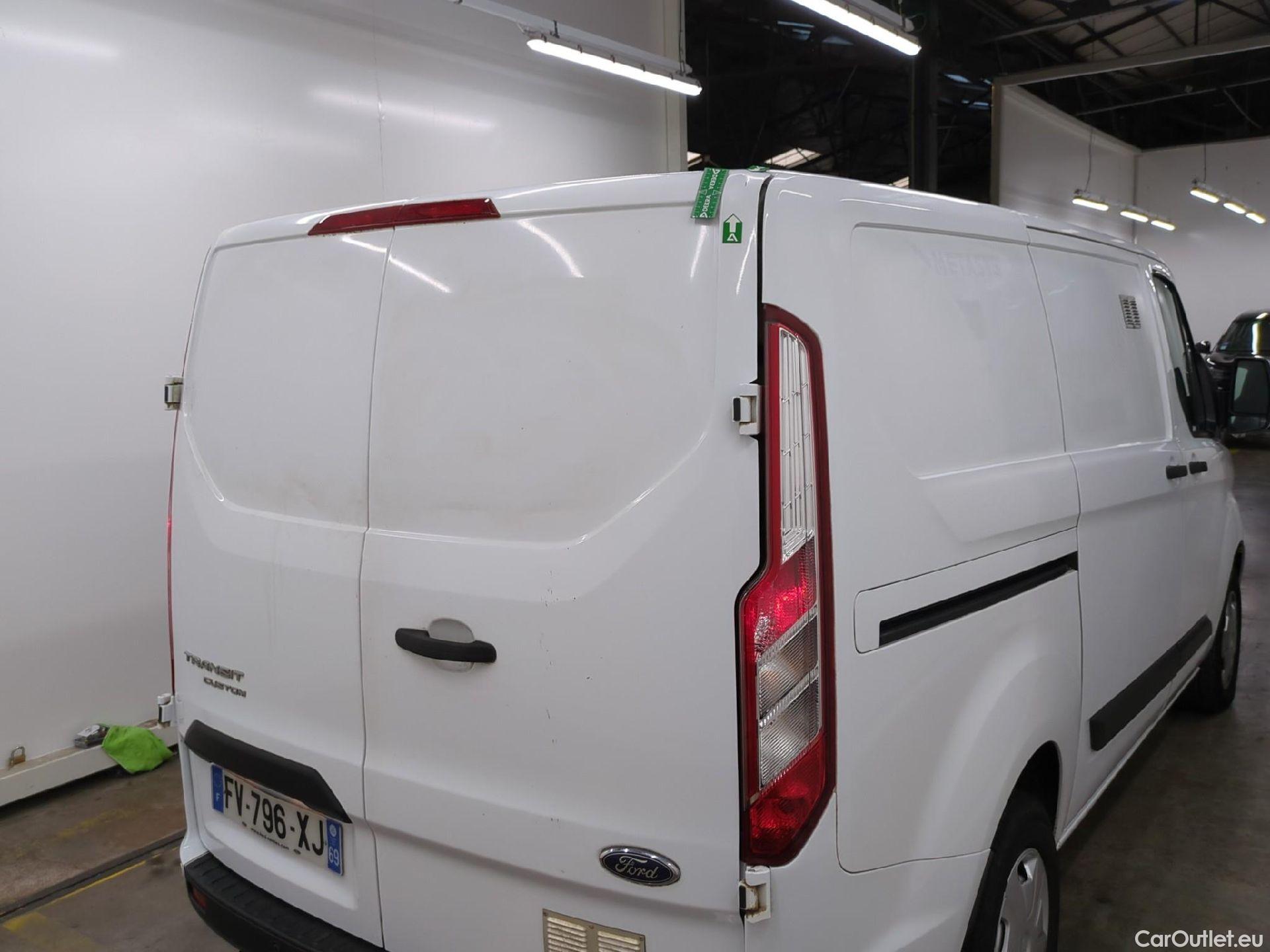  Ford  Transit FORD  Custom / 2018 / 4P / Fourgon tôlé 2.0 ECOBLUE 130 300 L1H1 TREND BUSINESS #26