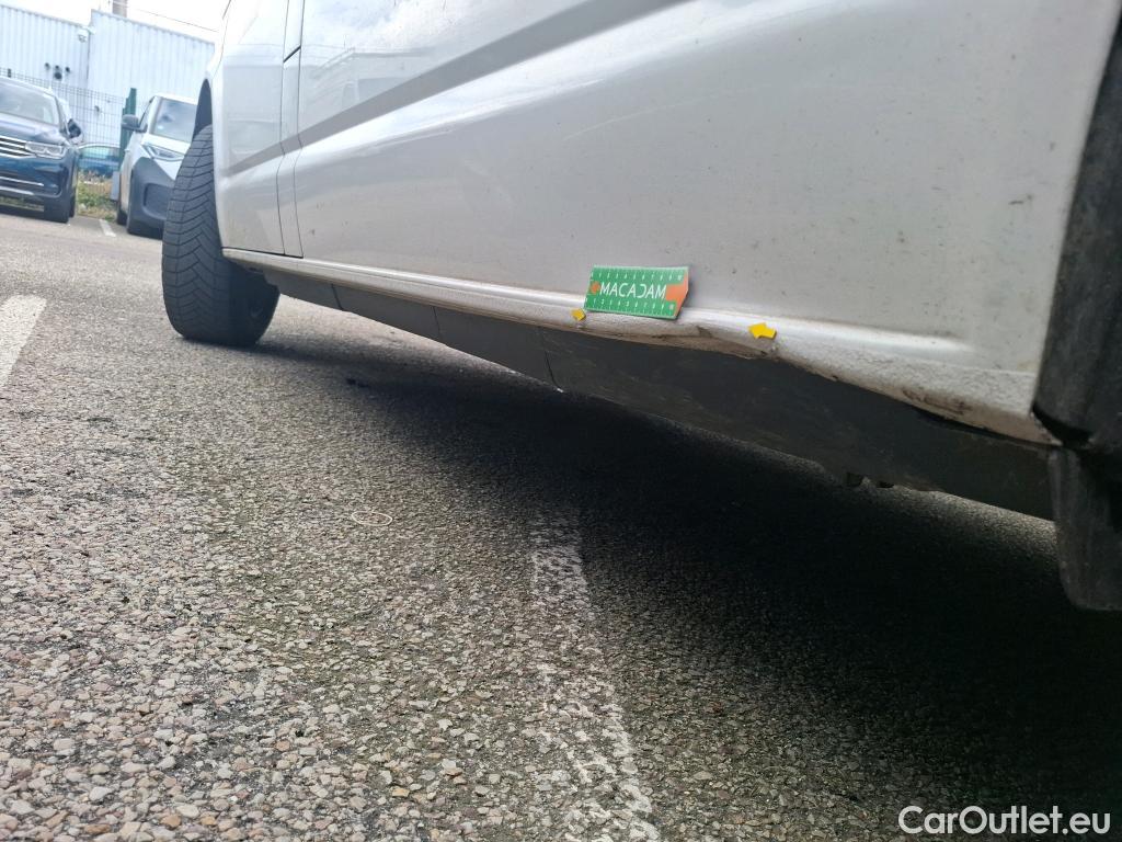  Volkswagen  Transporter VOLKSWAGEN  / 2019 / 4P / Fourgon tôlé 2.0 TDi 150 4MO L1H1 Business Line #18