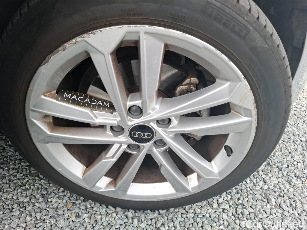 Audi  A3 AUDI  Sportback / 2020 / 5P / Berline 35 TDI 150 S tronic Business Line #4
