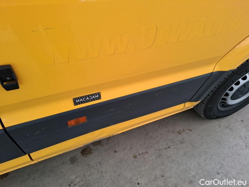 Volkswagen  Crafter  Fourgon Fourgon 35 mittlerer Radstand mit Hochdach FWD 2.0 #25