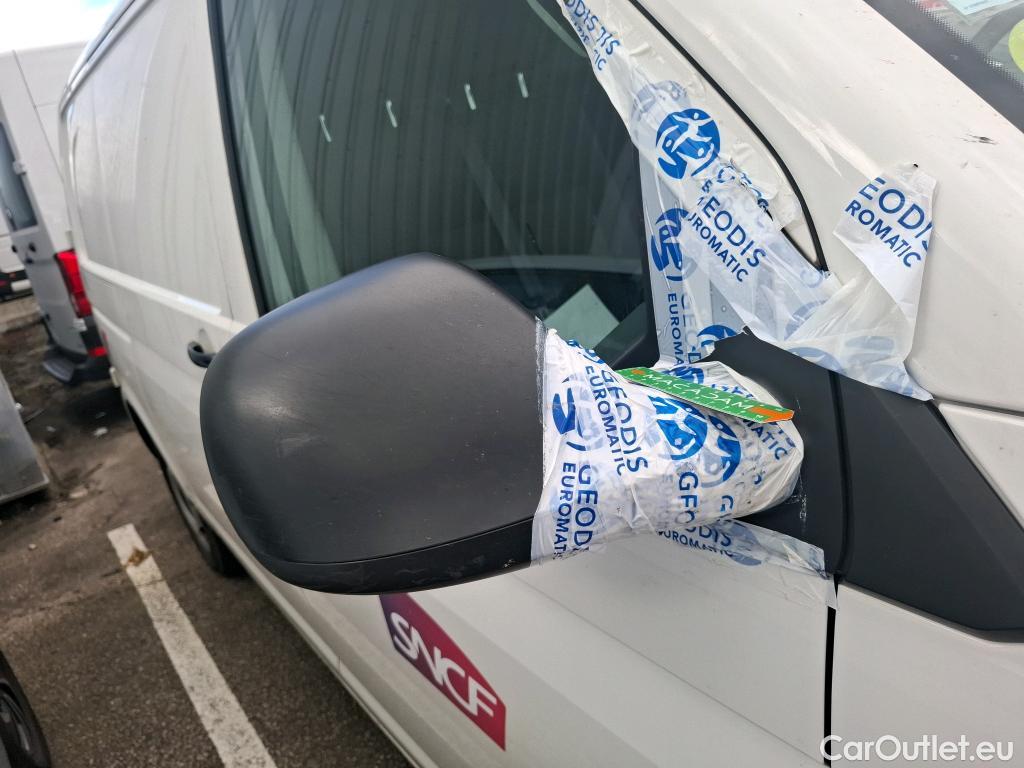  Volkswagen  Transporter VOLKSWAGEN  / 2019 / 4P / Fourgon tôlé 2.0 TDi 150 4MO L1H1 Business Line #41