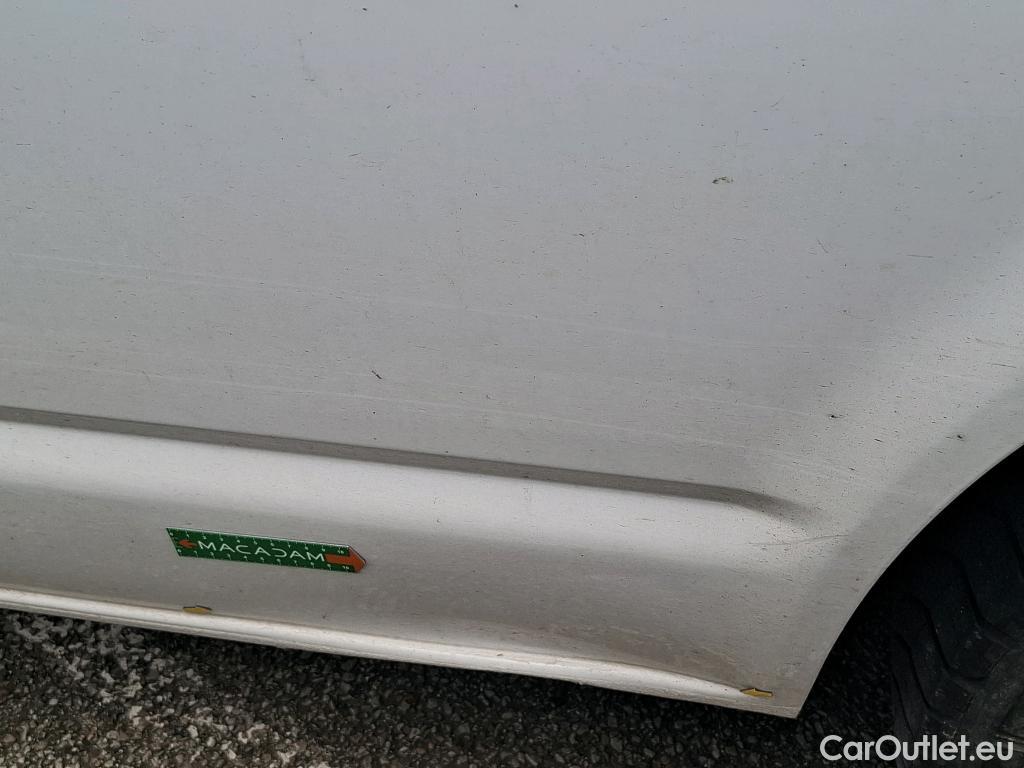  Volkswagen  Transporter VOLKSWAGEN  / 2019 / 4P / Fourgon tôlé 2.0 TDi 150 4MO L1H1 Business Line #2