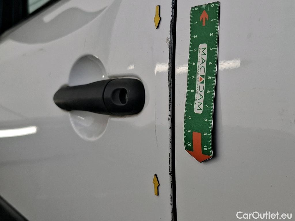  Renault  Kangoo  Express Maxi Extra (Série Spéciale) 1.5 #16