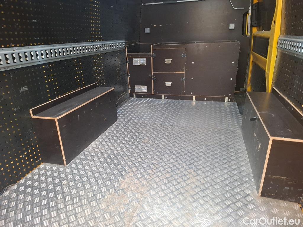  Volkswagen  Crafter  Fourgon Fourgon 35 mittlerer Radstand mit Hochdach FWD 2.0 #11