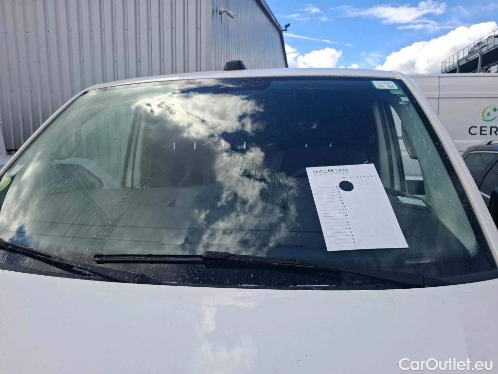  Volkswagen  Transporter VOLKSWAGEN  / 2019 / 4P / Fourgon tôlé 2.0 TDi 150 4MO L1H1 Business Line #5