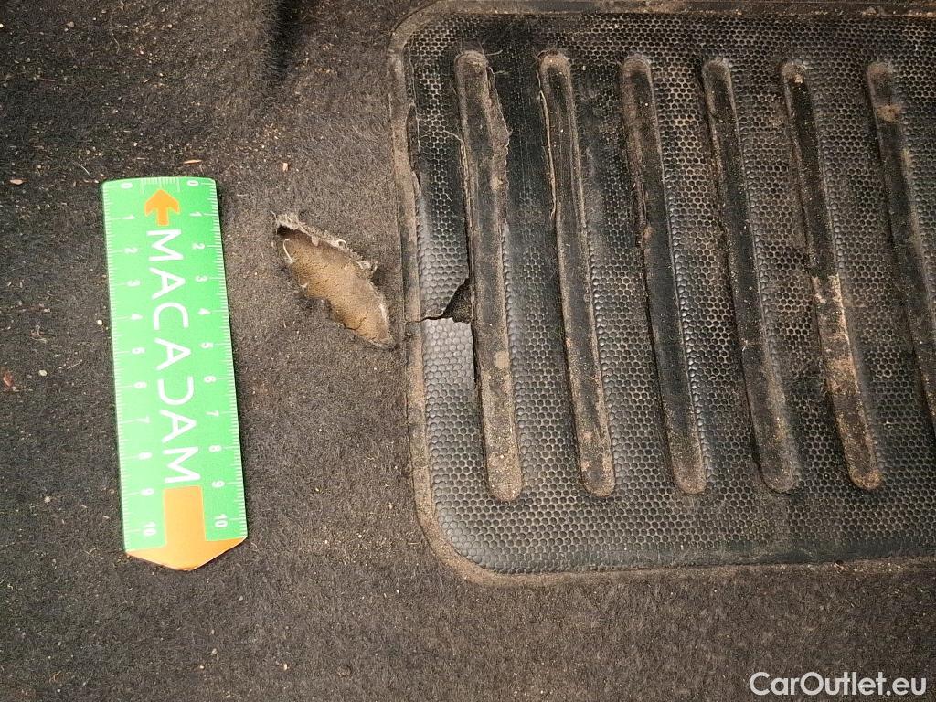  Citroen  C3  Feel Pack 1.2 PureTech 80CV BVM5 E6d #45