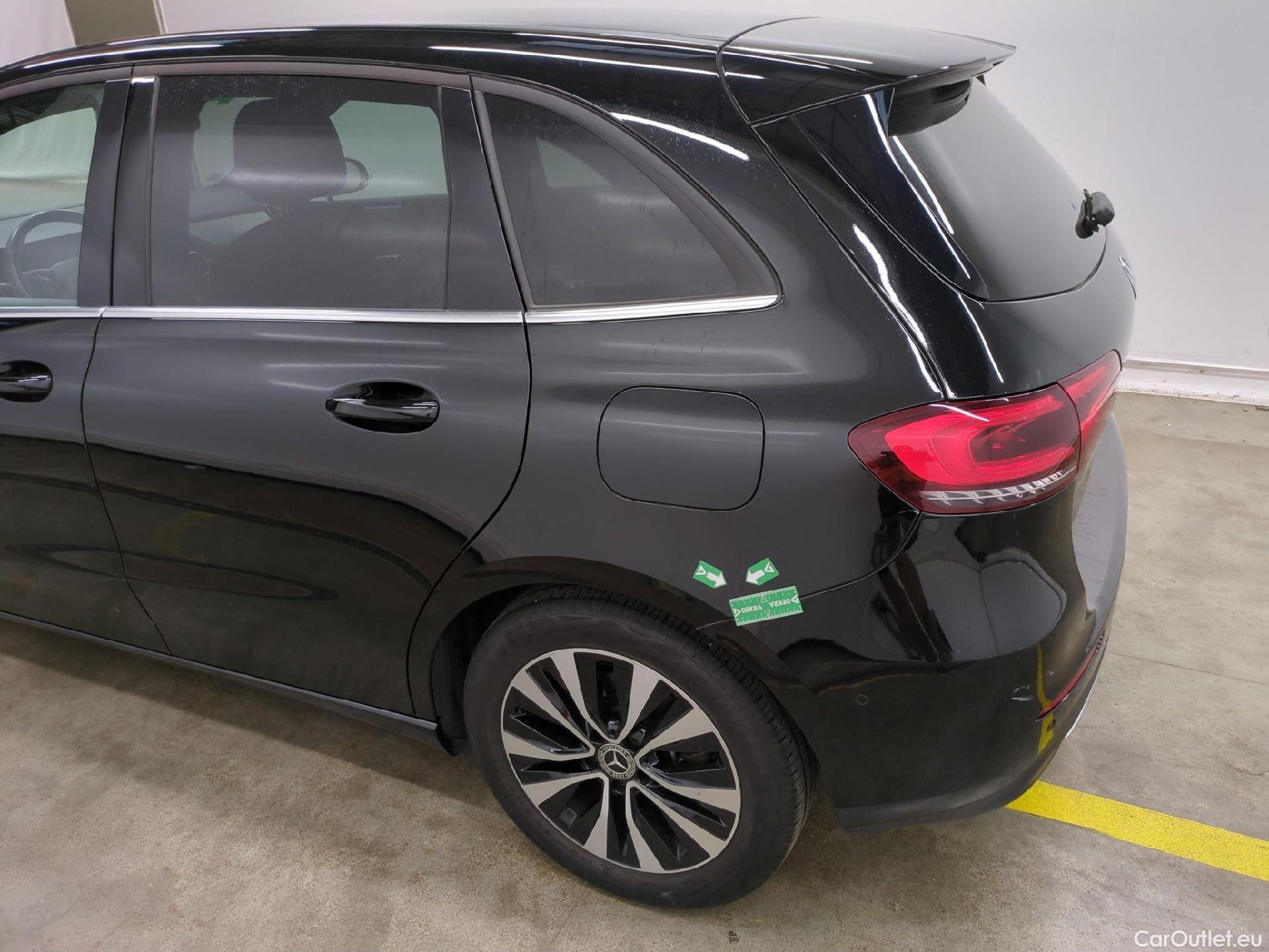  Mercedes  B-Klasse MERCEDES-BENZ Classe B / 2019 / 5P / monospace B 180 d Business Line Edition BA8 #11