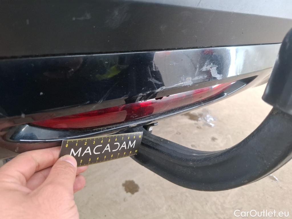  Citroen  C4  Berline Feel 1.2 PureTech 130CV BVM6 6E #13