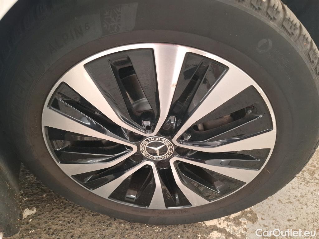  Mercedes  A-Klasse MERCEDES-BENZ Classe A Compact / 2018 / 5P / Berline A 200 Business Line 7G-DCT #24